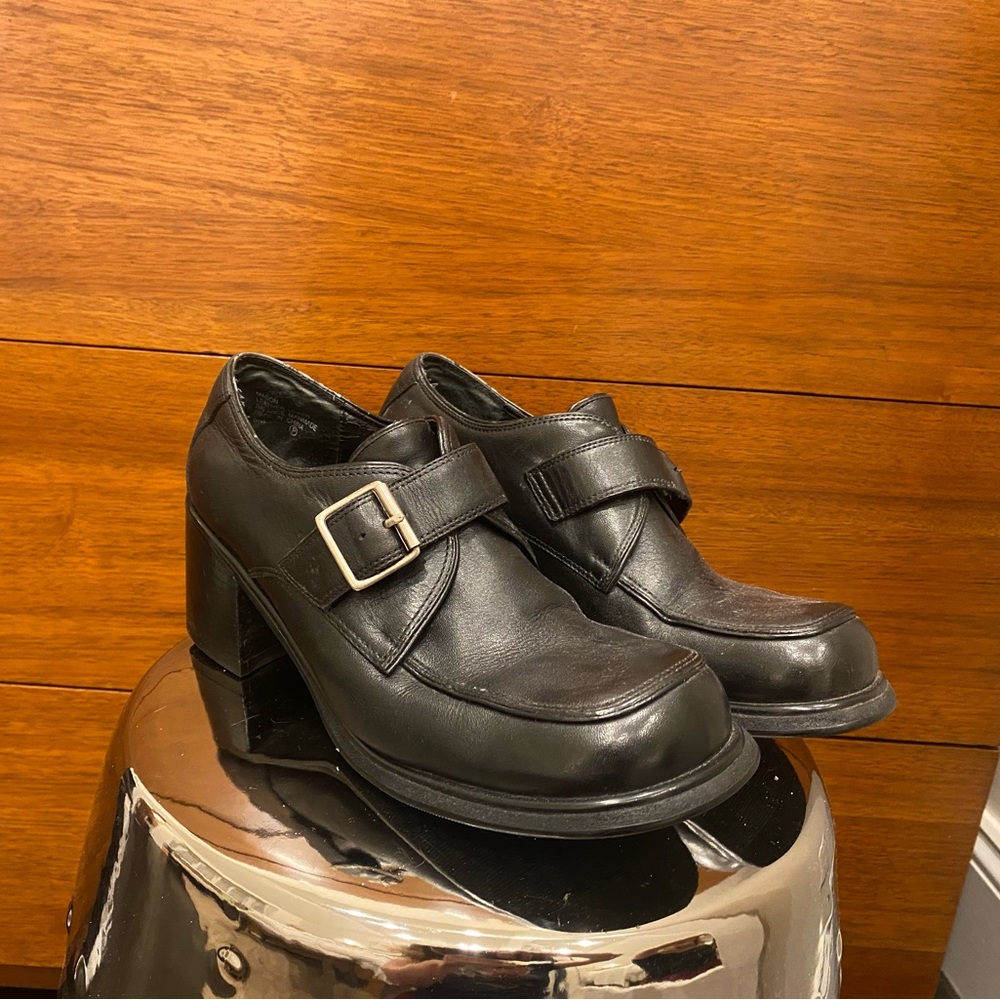 Vintage buckled loafers black leather